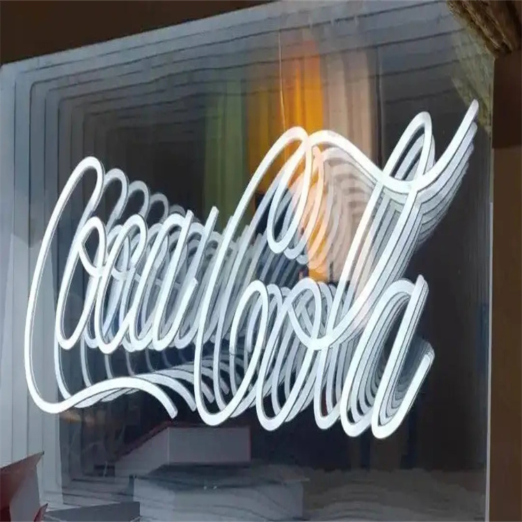 Insegna LED Neon Personalizzat - Neon Sign Custom Led recensione e prezzo